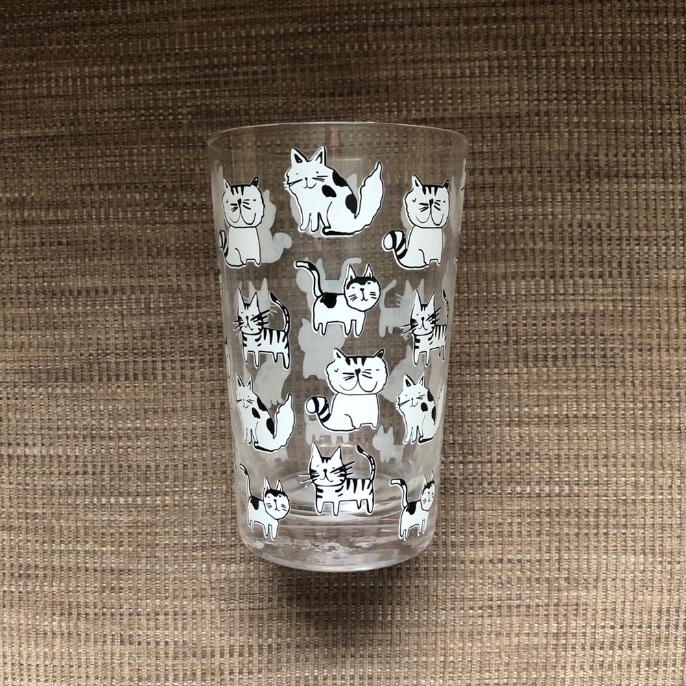 Pier1: Cat Glass Cup (NEW and NEVER USED) ✨